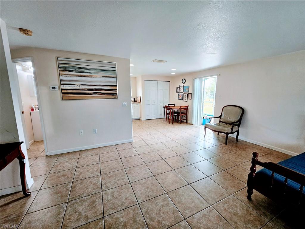 683 W Tarpon Blvd Nw Property Photo 6