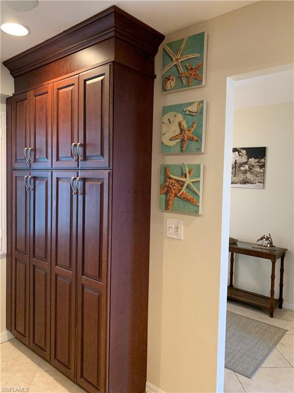 200 Periwinkle Way # 332 Property Photo 6