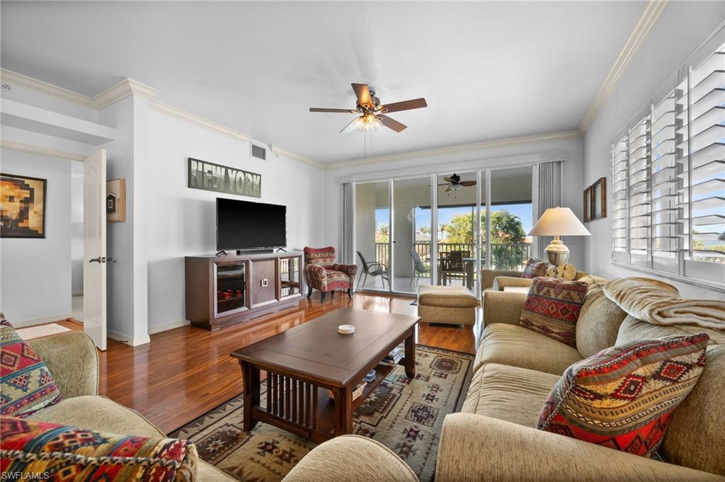 14819 Laguna Dr # 203 Property Photo 23