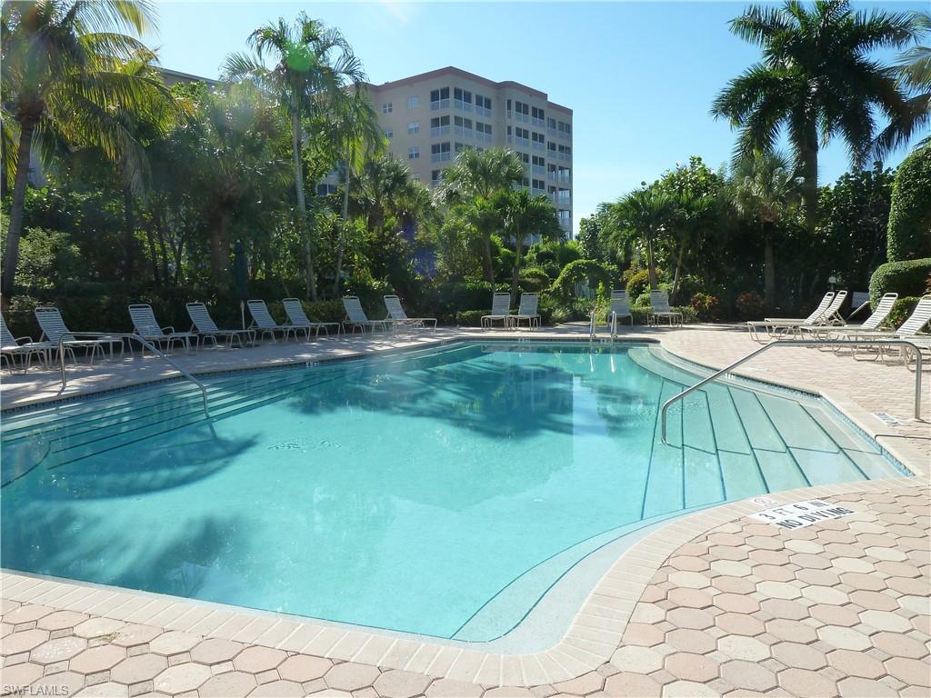 14819 Laguna Dr # 203 Property Photo 46