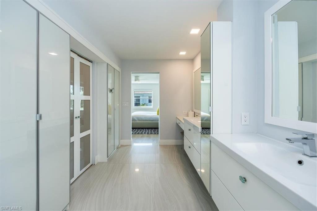 360 10th Ave S # B200 Property Photo 21