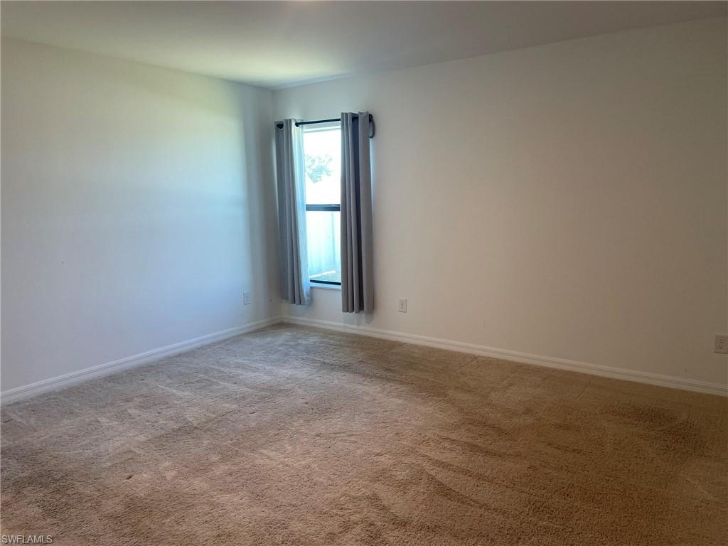 2120 Santa Barbara Blvd N Property Photo 8