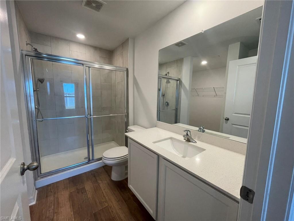 2120 Santa Barbara Blvd N Property Photo 10