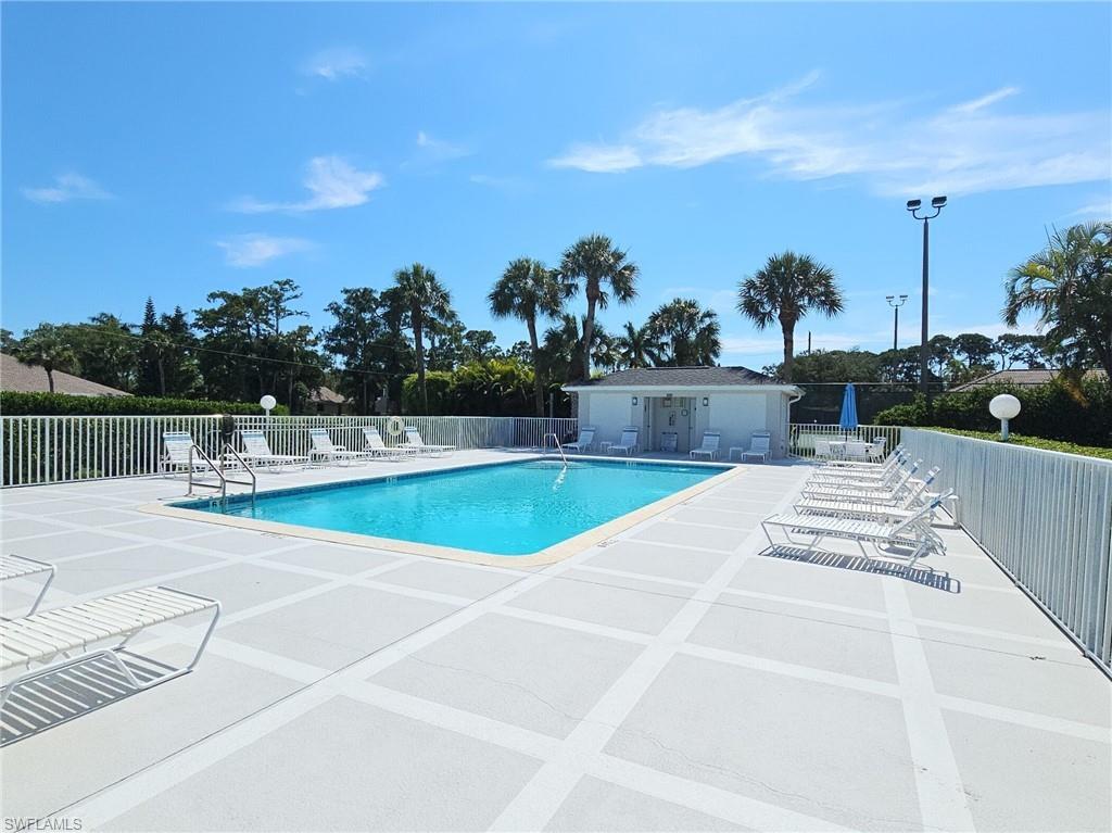 1310 Charleston Square Dr # 101 Property Photo