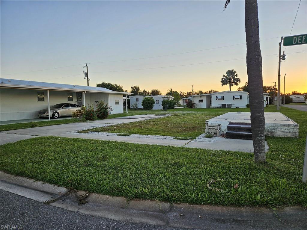2771 Deerfield Dr Property Photo 3