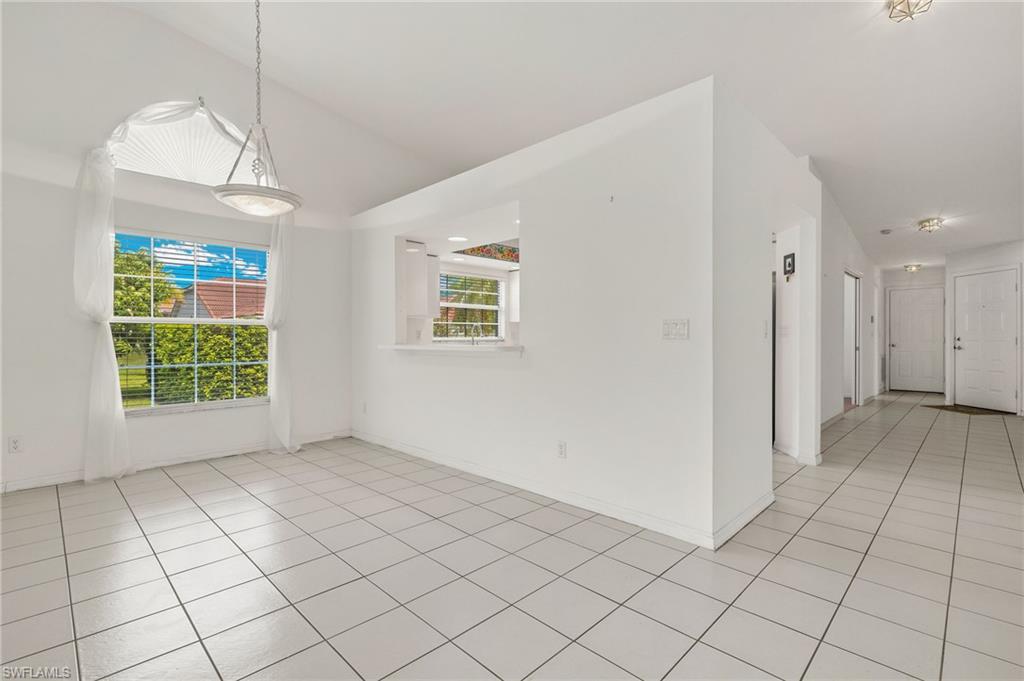347 Melrose Pl # 19 Property Photo 17