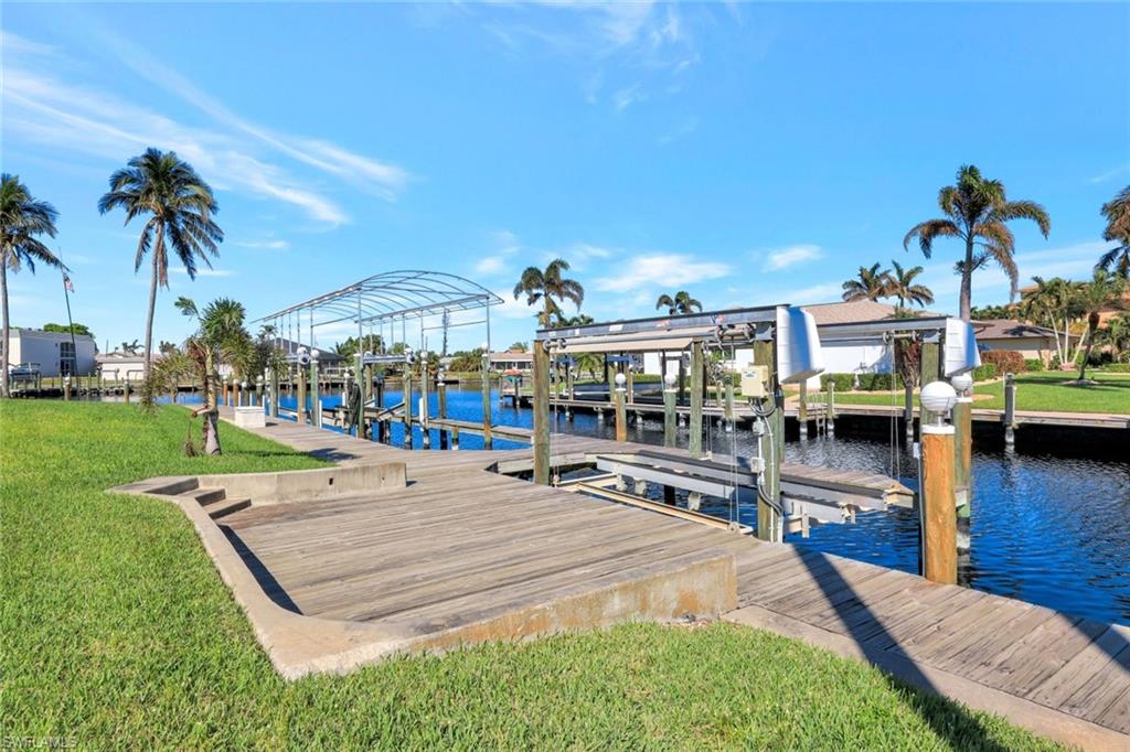 5211 Tamiami Ct Property Photo 3