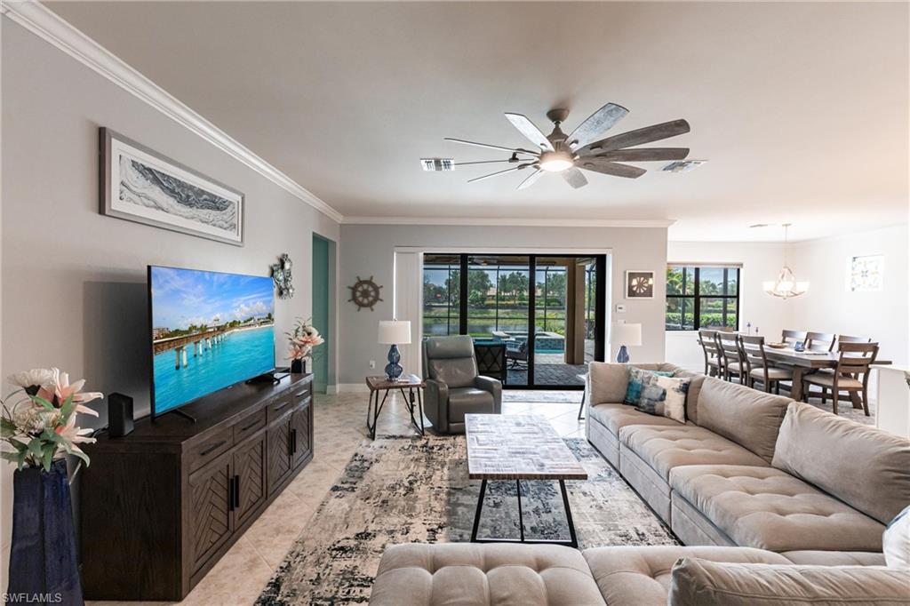 11041 Castlereagh St Property Photo 4