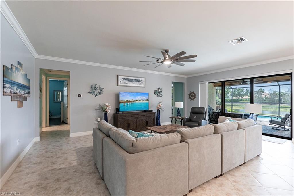 11041 Castlereagh St Property Photo 5