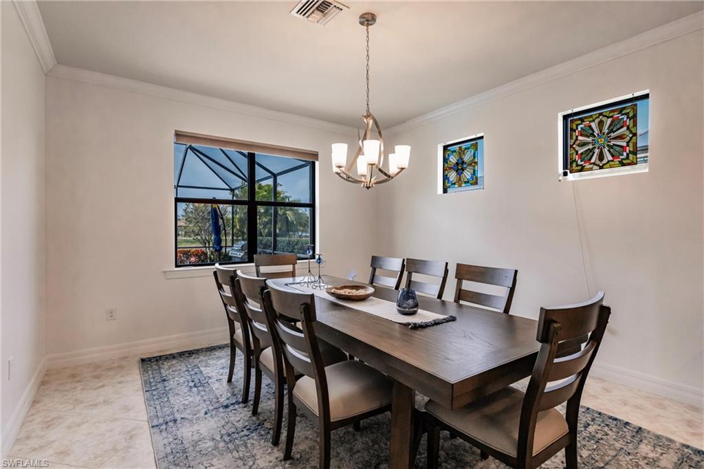 11041 Castlereagh St Property Photo 14