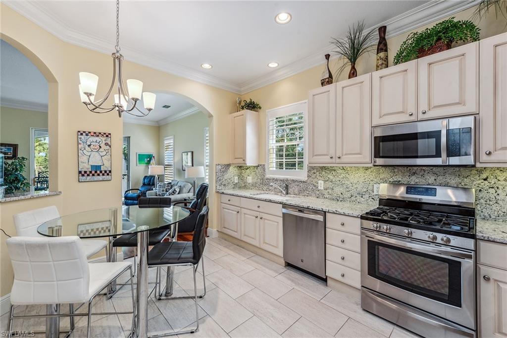 3189 Aviamar Cir # 202 Property Photo 11