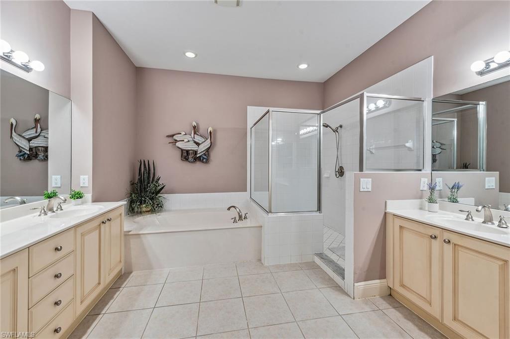 3189 Aviamar Cir # 202 Property Photo 15