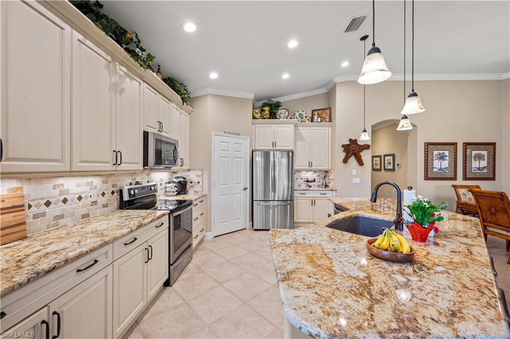 9318 Aviano Dr # 202 Property Photo 8