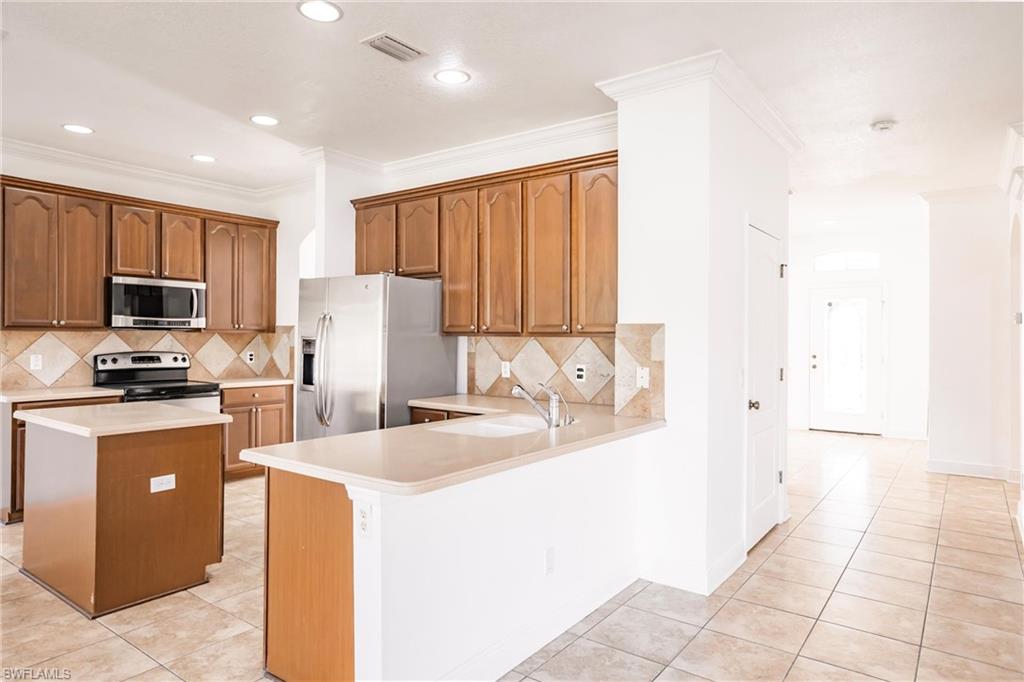 9381 Via San Giovani St Property Photo 10