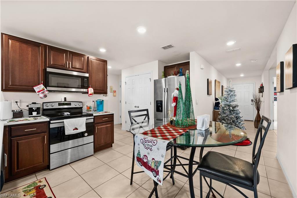 7024 Waldo Cir Property Photo 11
