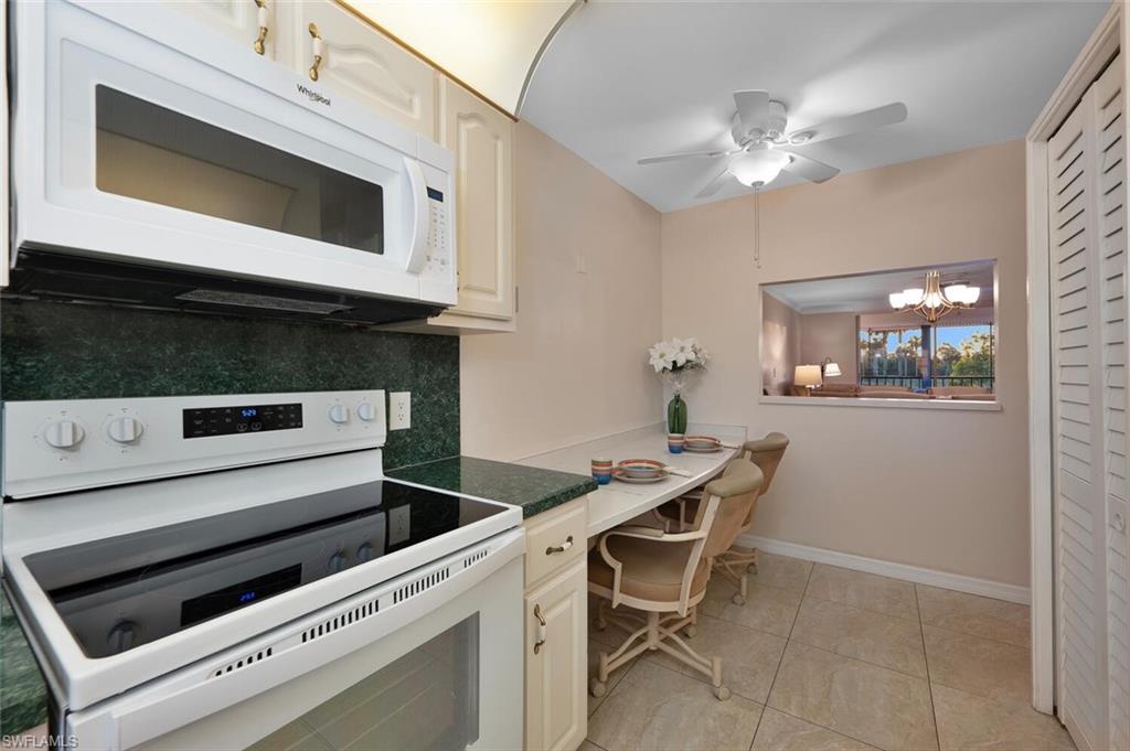 4372 27th Ct Sw # 205 Property Photo 5