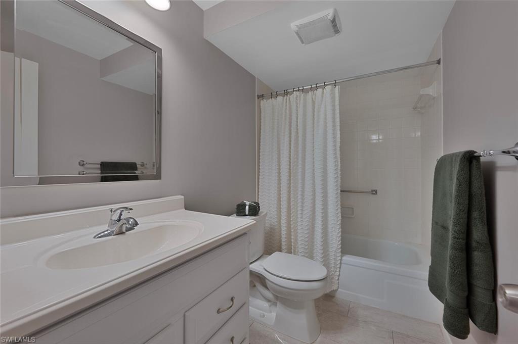 4372 27th Ct Sw # 205 Property Photo 10