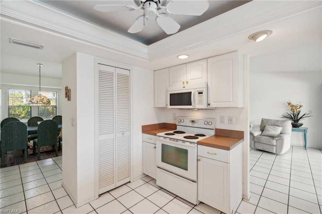 4923 Santa Monica Ct Property Photo 10