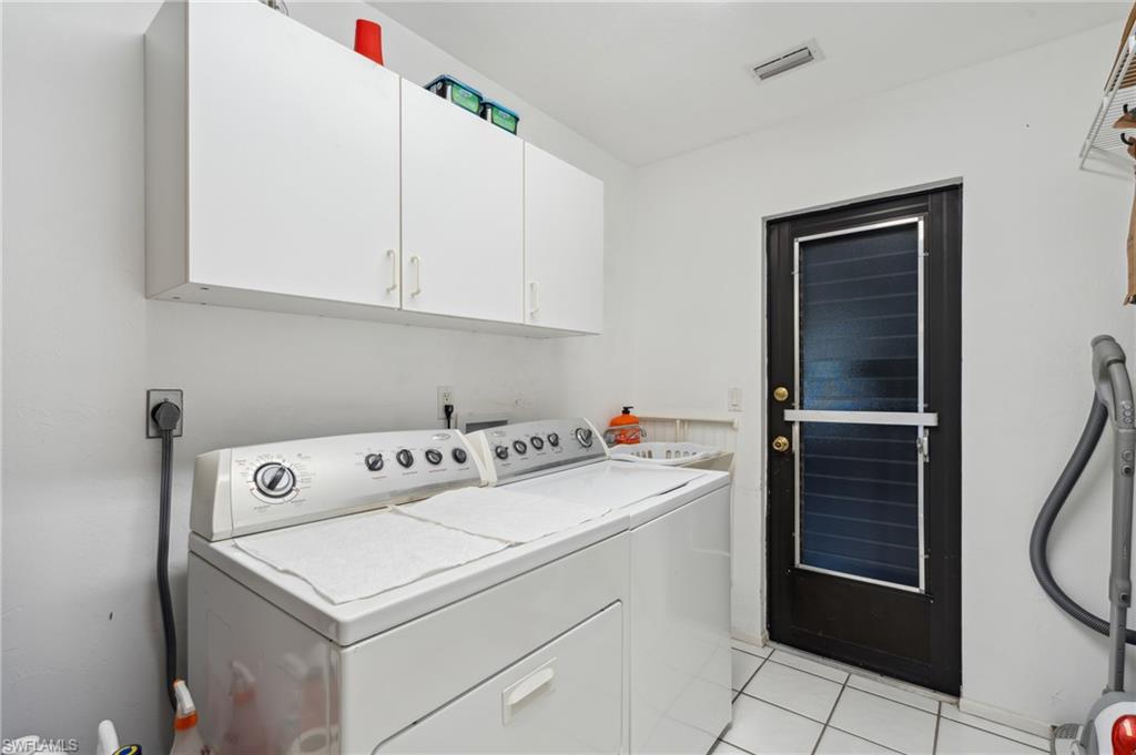 4923 Santa Monica Ct Property Photo 18
