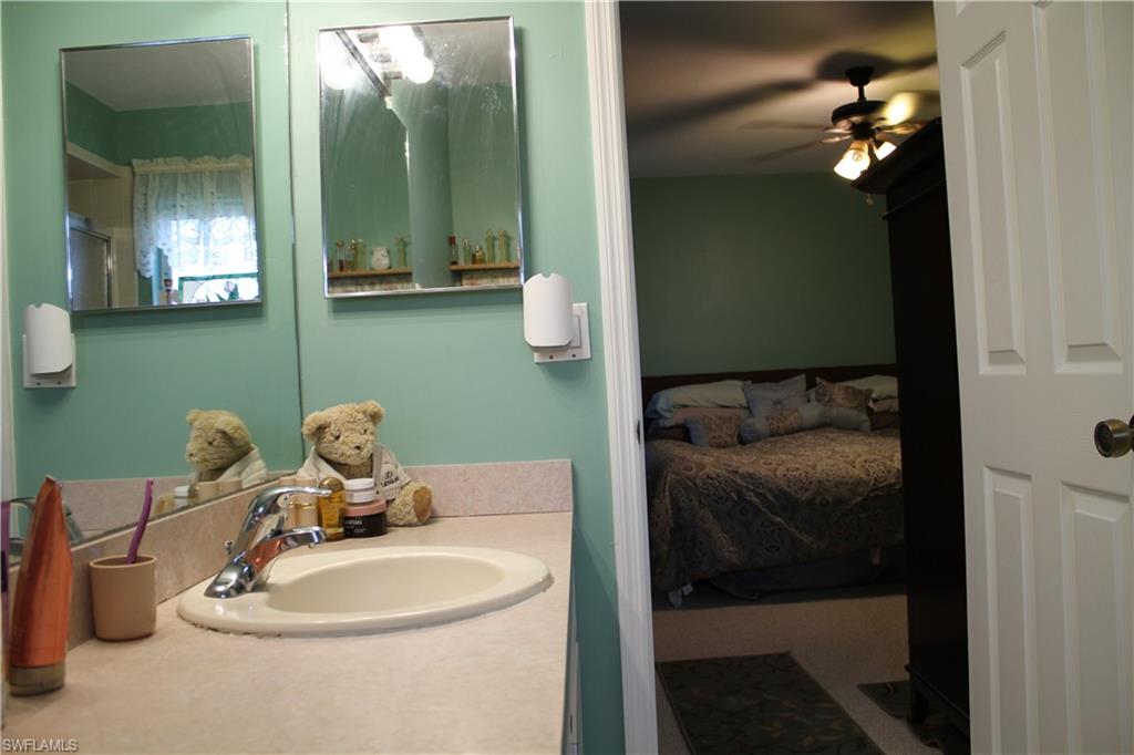 3514 Sw 14 Pl Property Photo 16