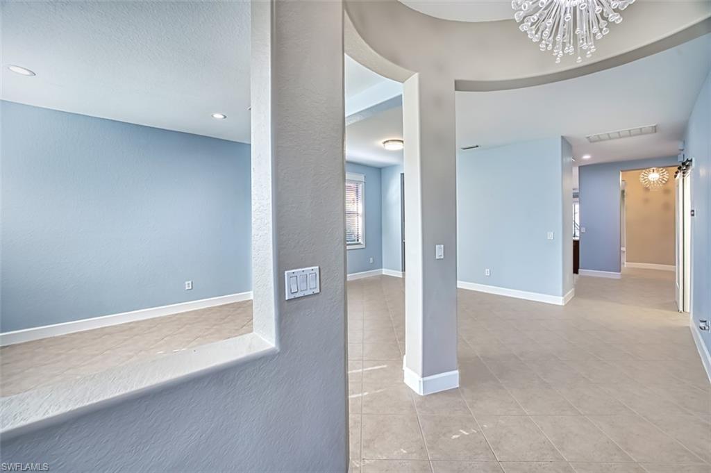 12129 Country Day Cir Property Photo 7