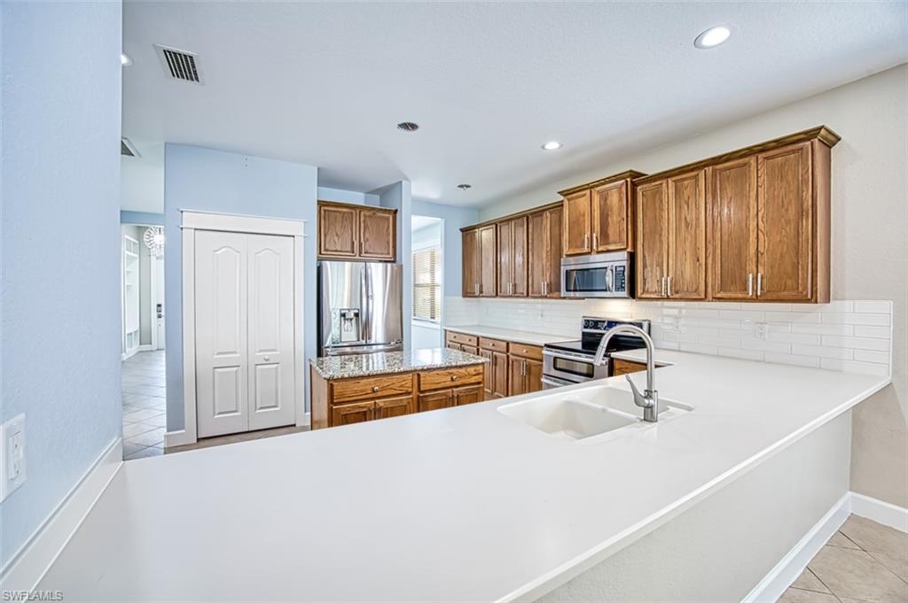 12129 Country Day Cir Property Photo 22