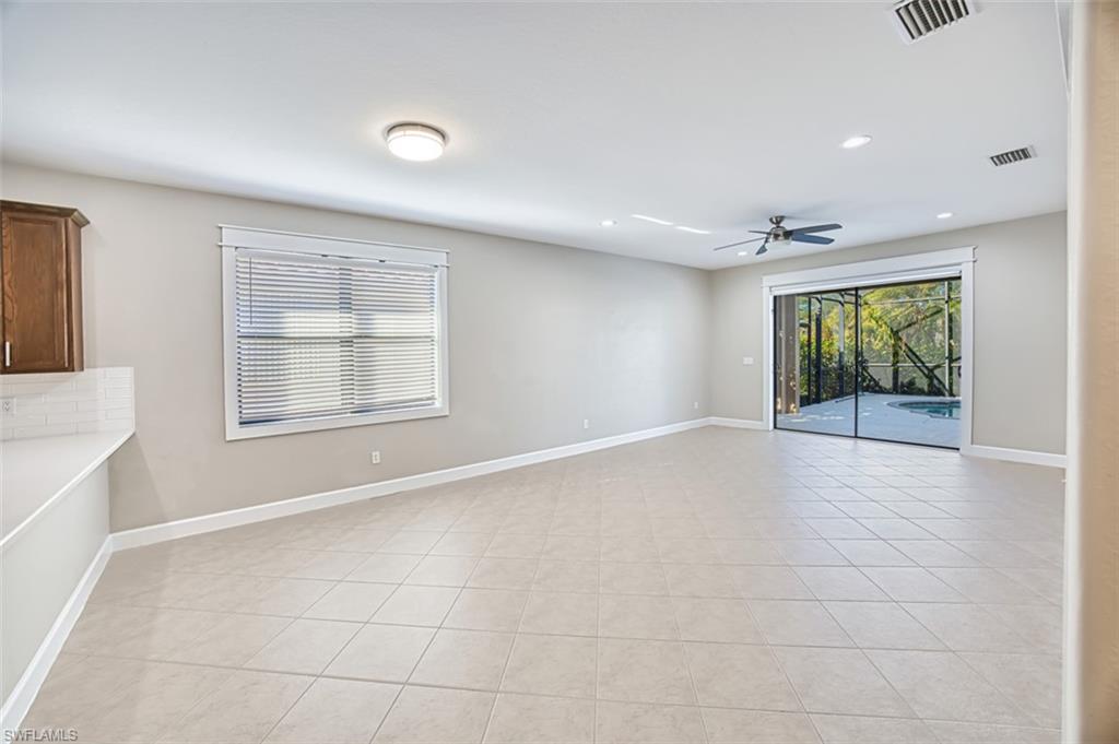 12129 Country Day Cir Property Photo 25