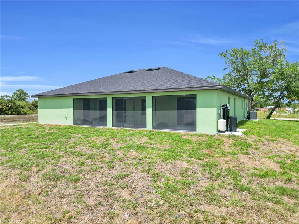 7979 16th Pl Property Photo 6
