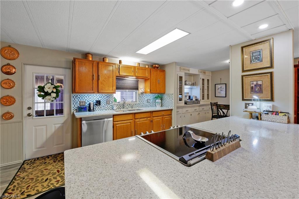 5471 Forest Park Dr Property Photo 11