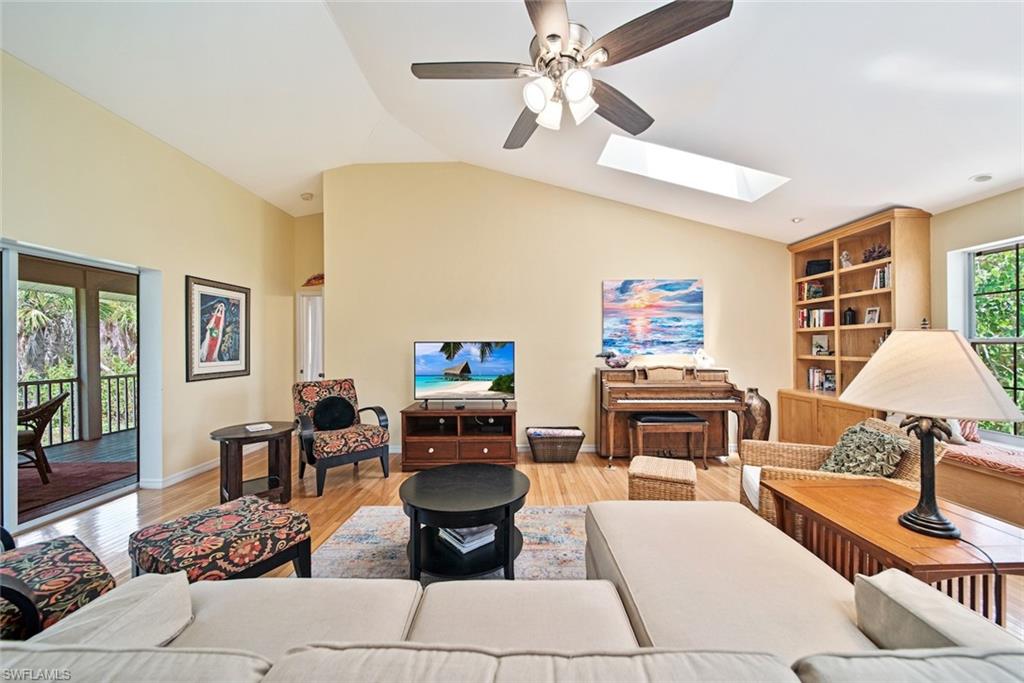 1846 Farm Trl Property Photo 15