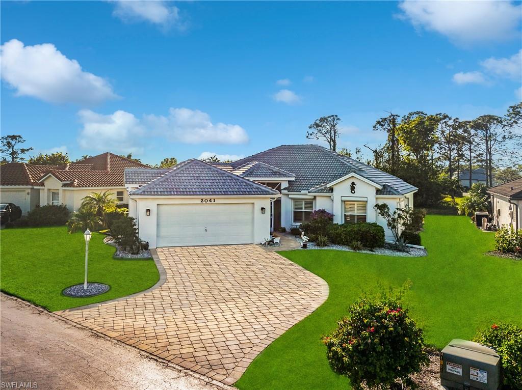 2041 King Tarpon Dr Property Photo