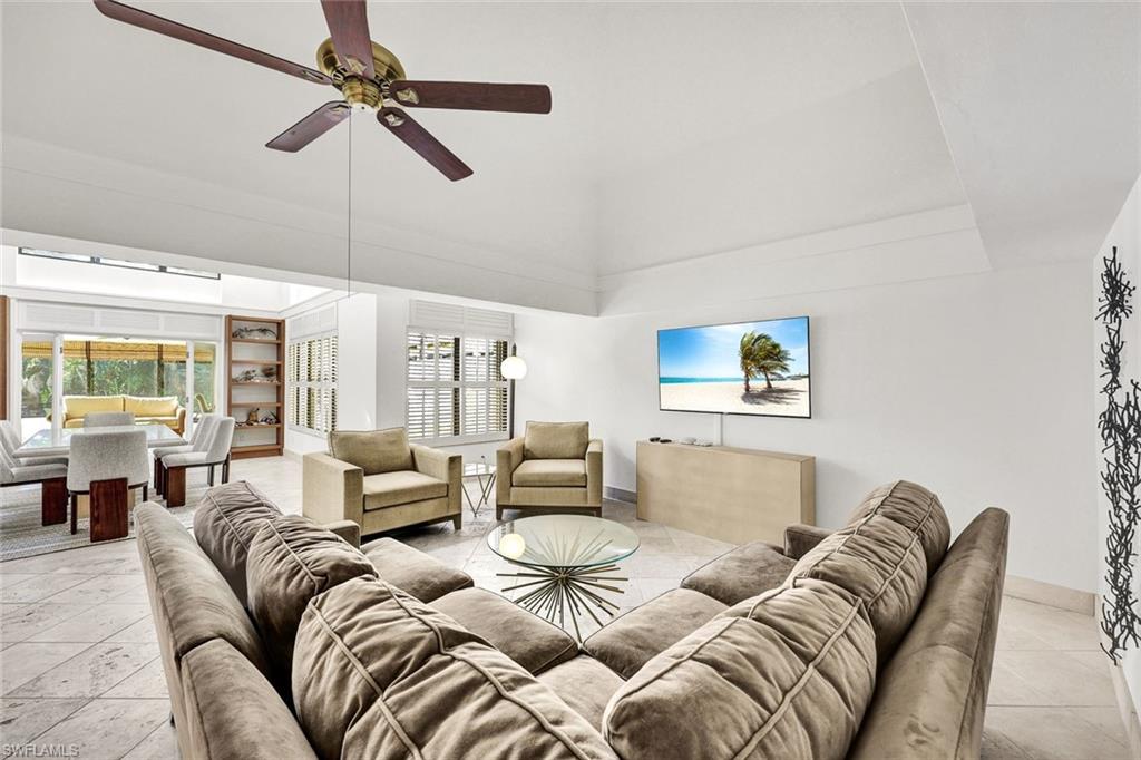 6790 Pelican Bay Blvd # 91 Property Photo 5