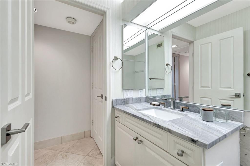 6790 Pelican Bay Blvd # 91 Property Photo 18