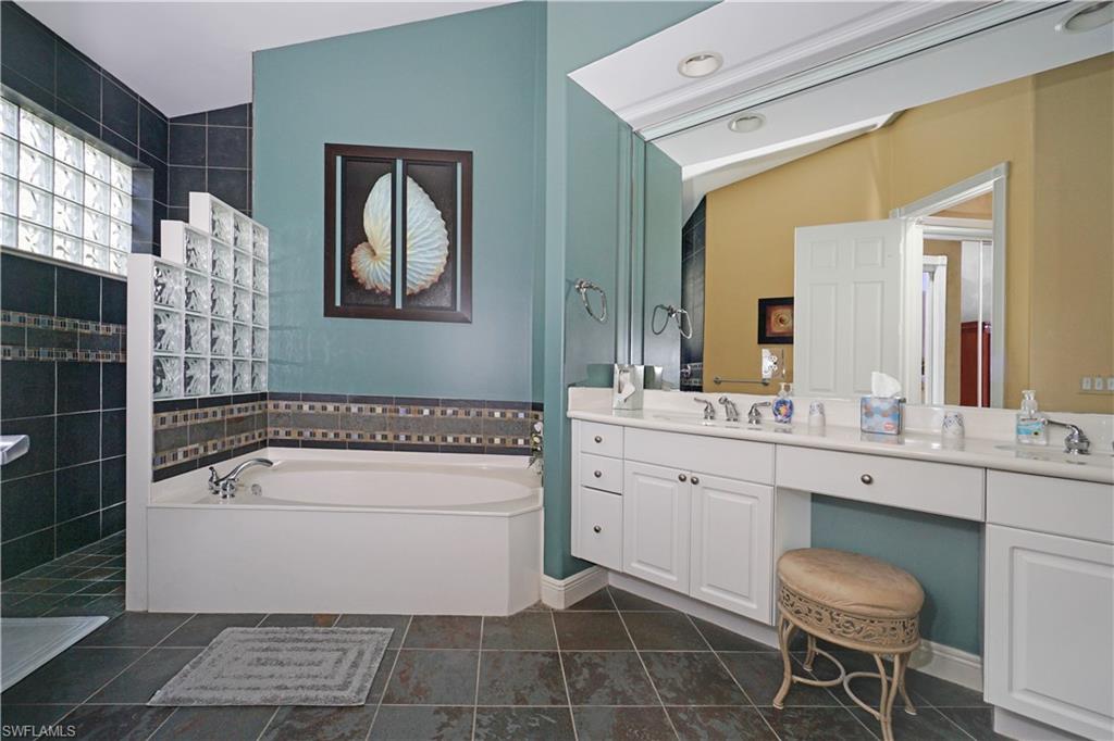 5065 Kensington High St Property Photo 9