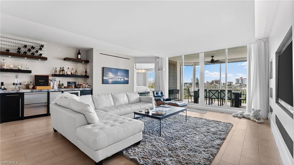 300 Dunes Blvd # 404 Property Photo