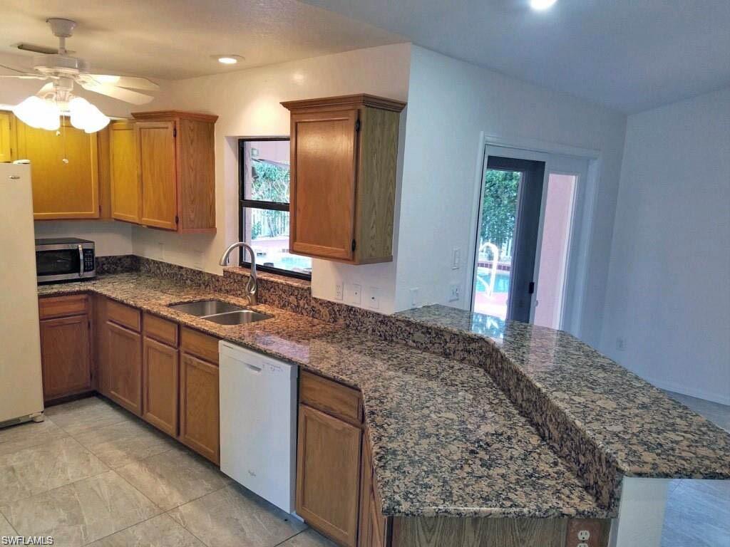 26520 Trinilas Dr Property Photo 7