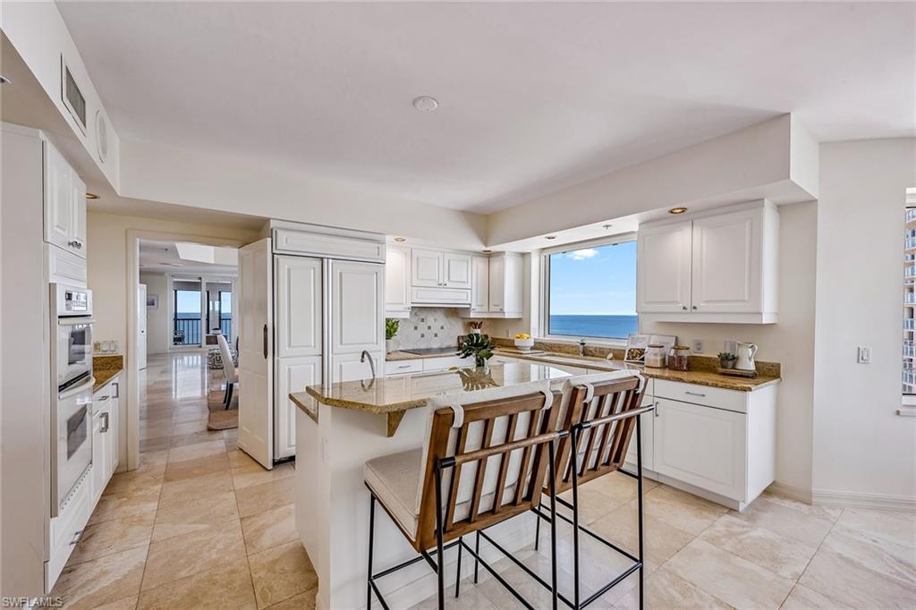 8171 Bay Colony Dr # 1704 Property Photo 6