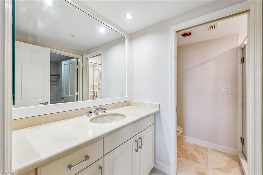 8171 Bay Colony Dr # 1704 Property Photo 18