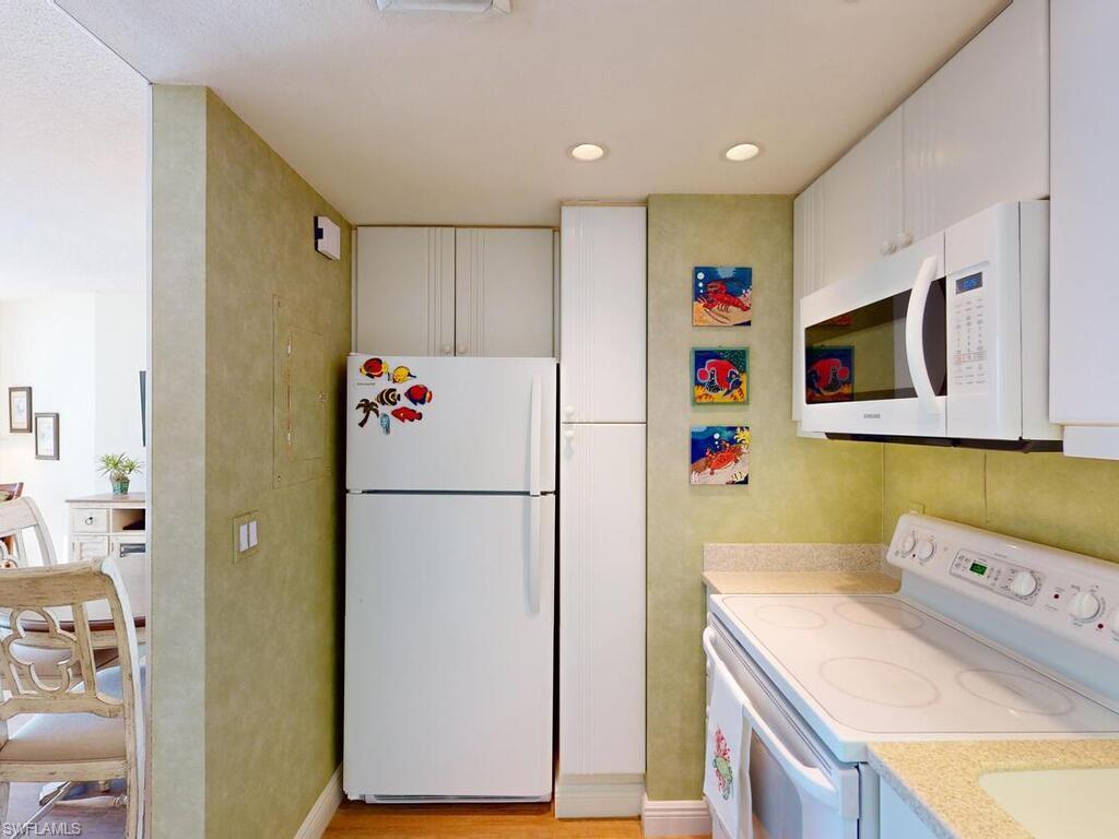 58 N Collier Blvd # 2107 Property Photo 9