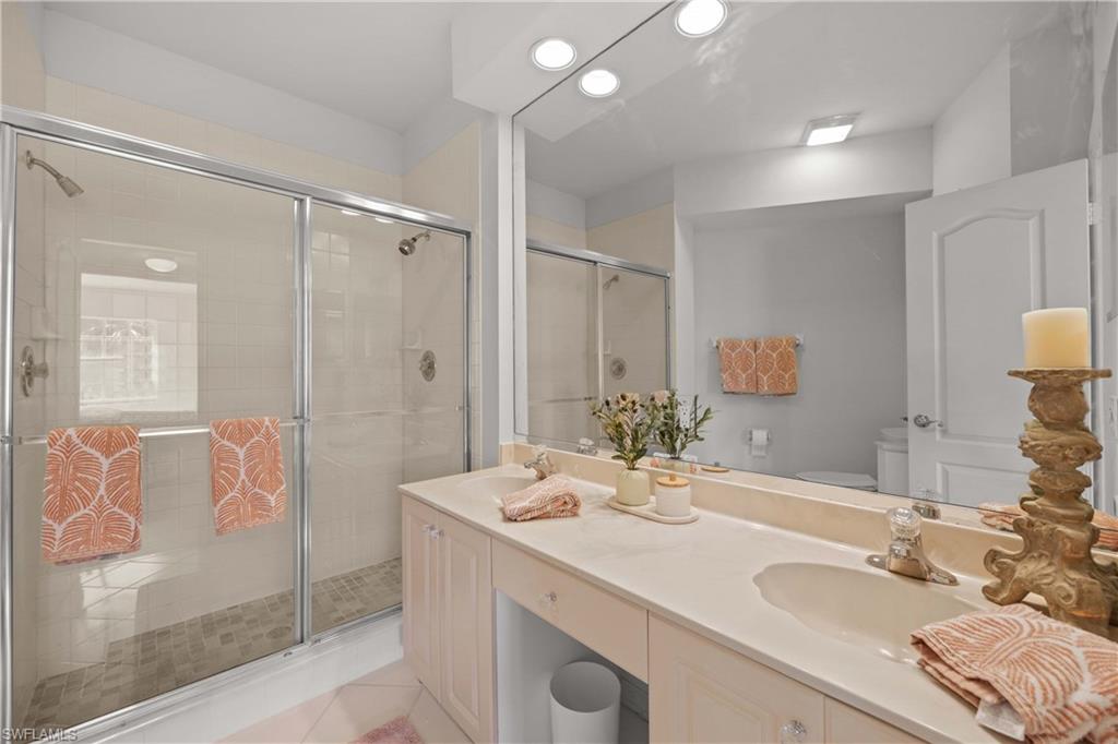 8415 Excalibur Cir # B10 Property Photo 15