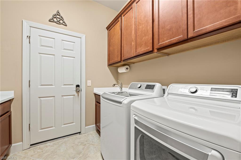 9307 Fieldstone Ln Property Photo 29