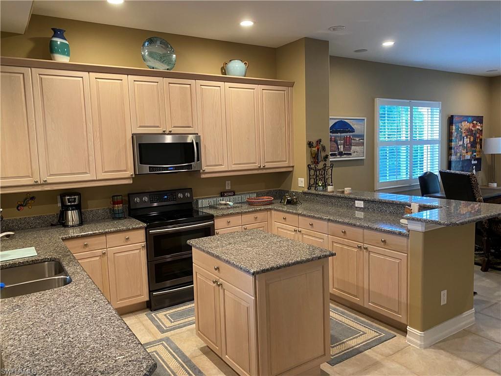 2662 Bolero Dr # 2 Property Photo 3