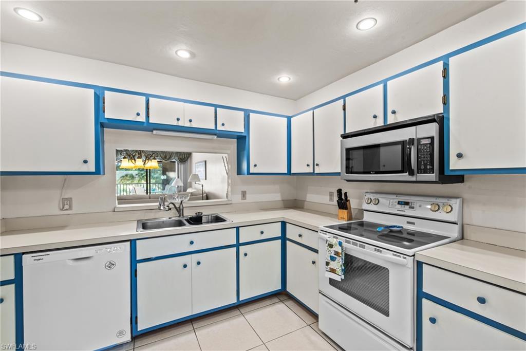 15448 Admiralty Cir # 8 Property Photo 12