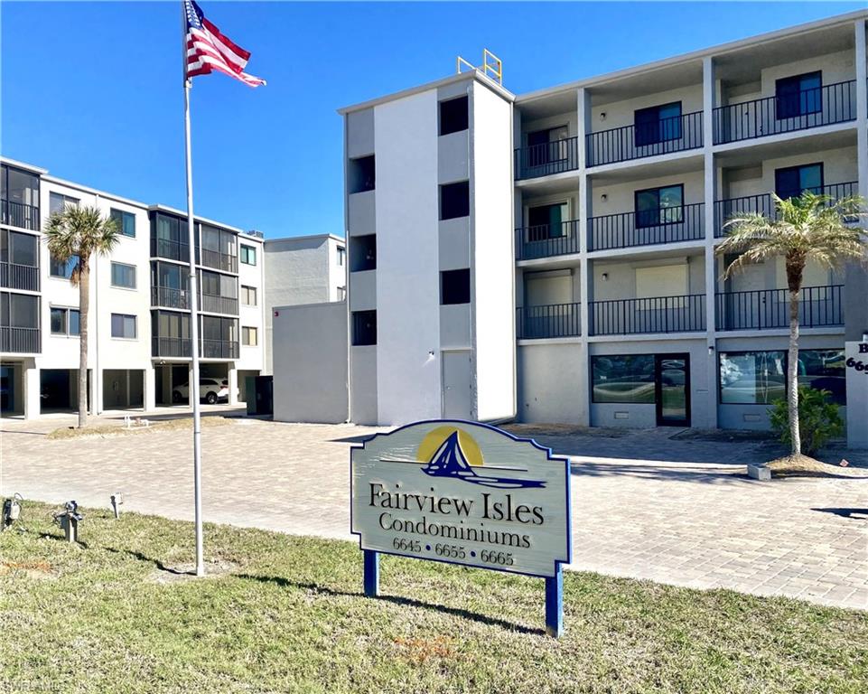 6665 Estero Blvd # 124 Property Photo