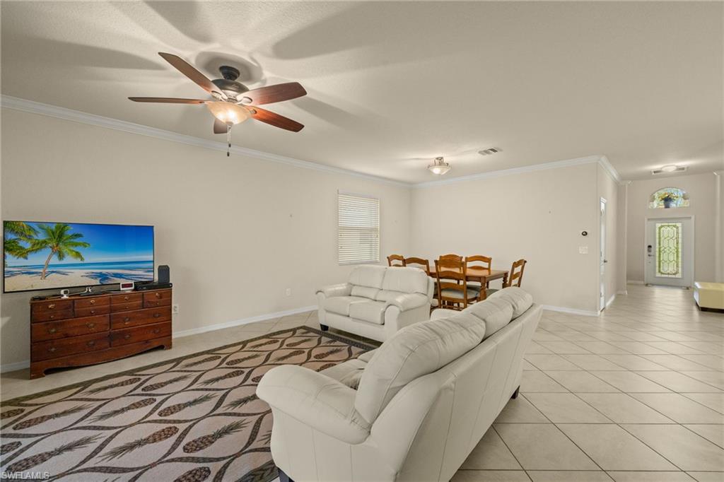 2517 Laurentina Ln Property Photo 6