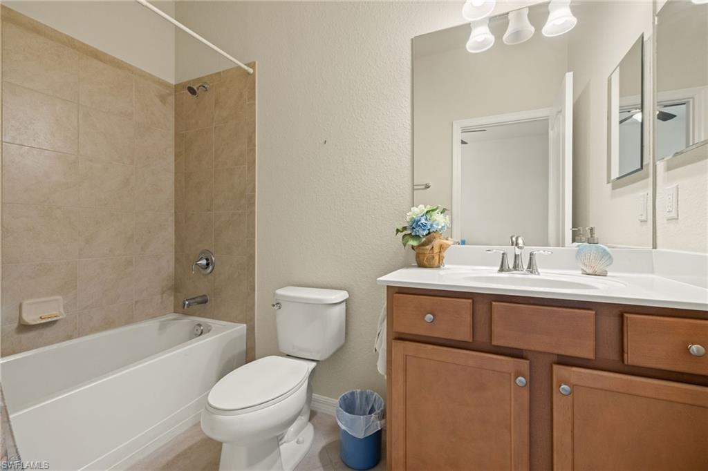 2517 Laurentina Ln Property Photo 16