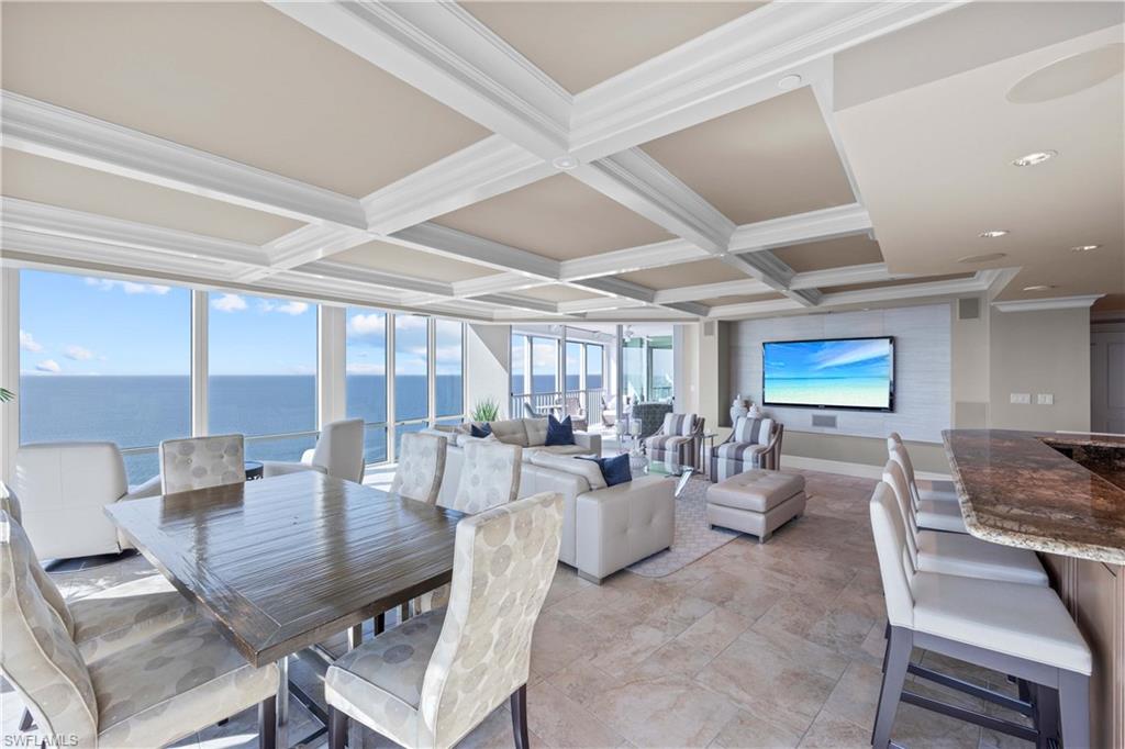 3991 Gulf Shore Blvd N Property Photo 10