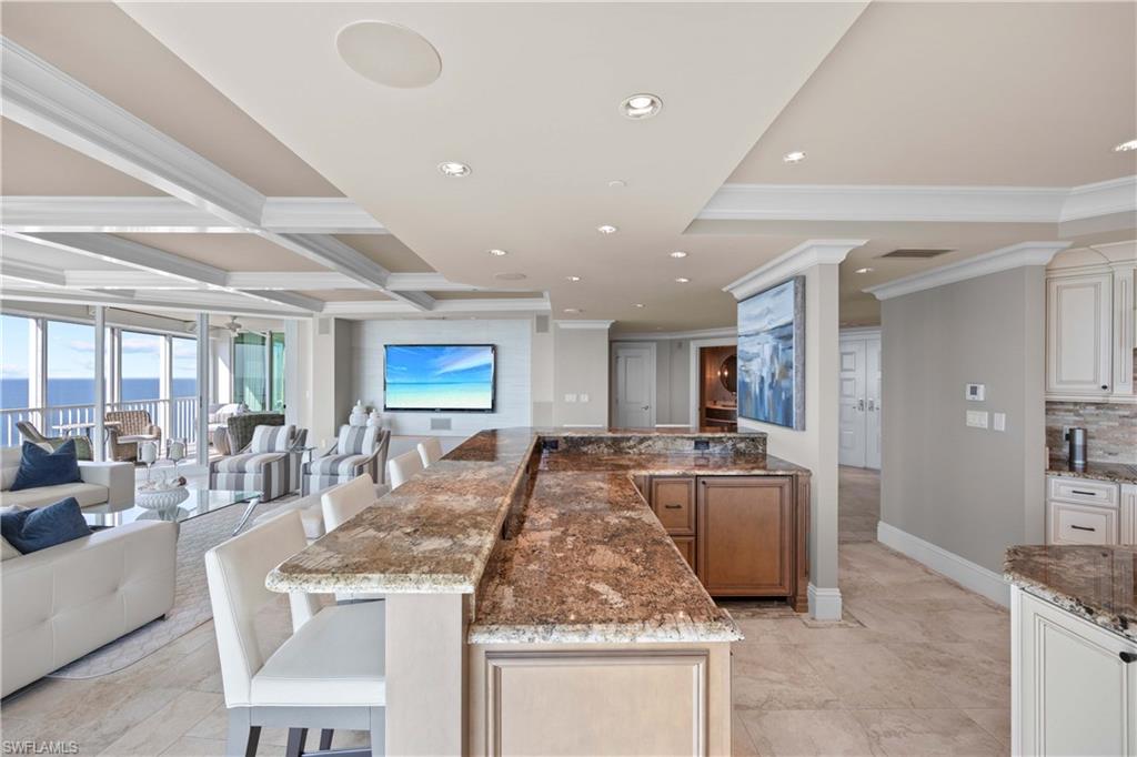 3991 Gulf Shore Blvd N Property Photo 22