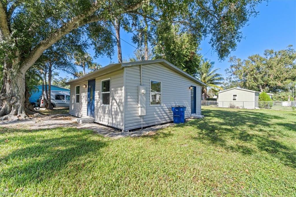 454 Ellis St Property Photo 20