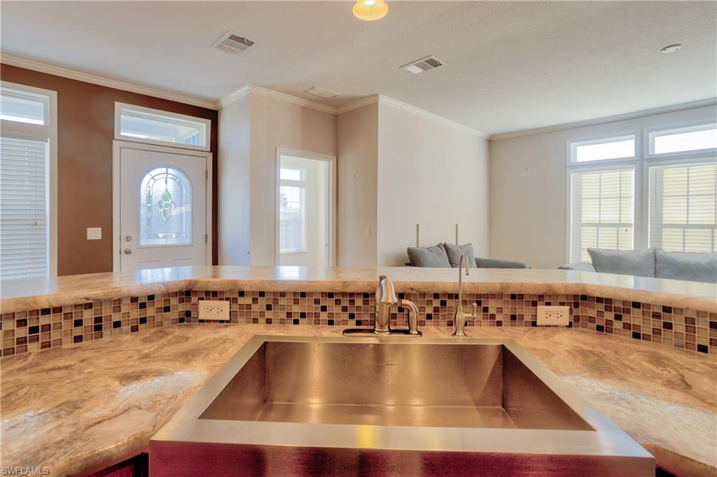 5671 Captain John Smith Loop Property Photo 5